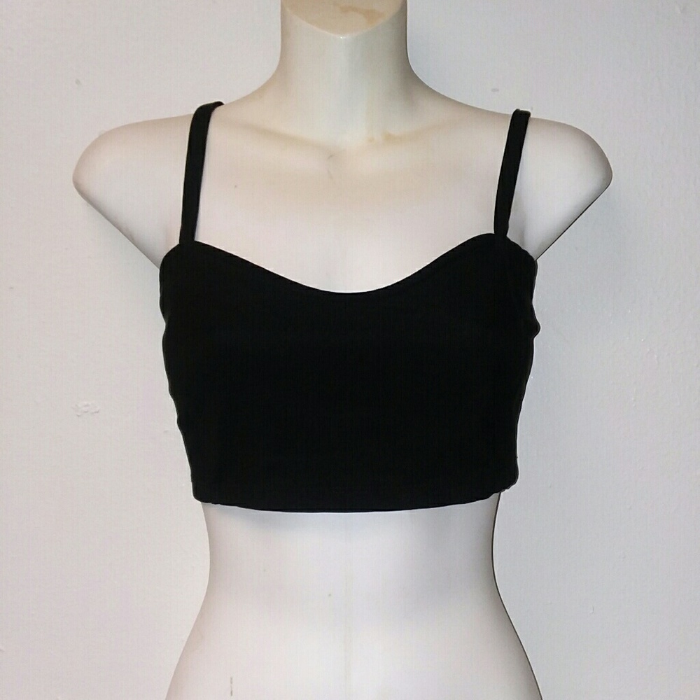 Crop top - Picture 1 of 2